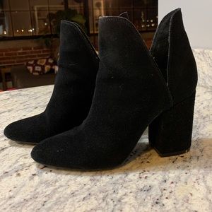 Steve madden rookie suede booties